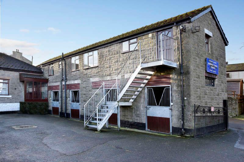 3 Bedroom Detached House For Sale Warwick Lodge Racing Yard Middleham Leyburn Dl8 4nr