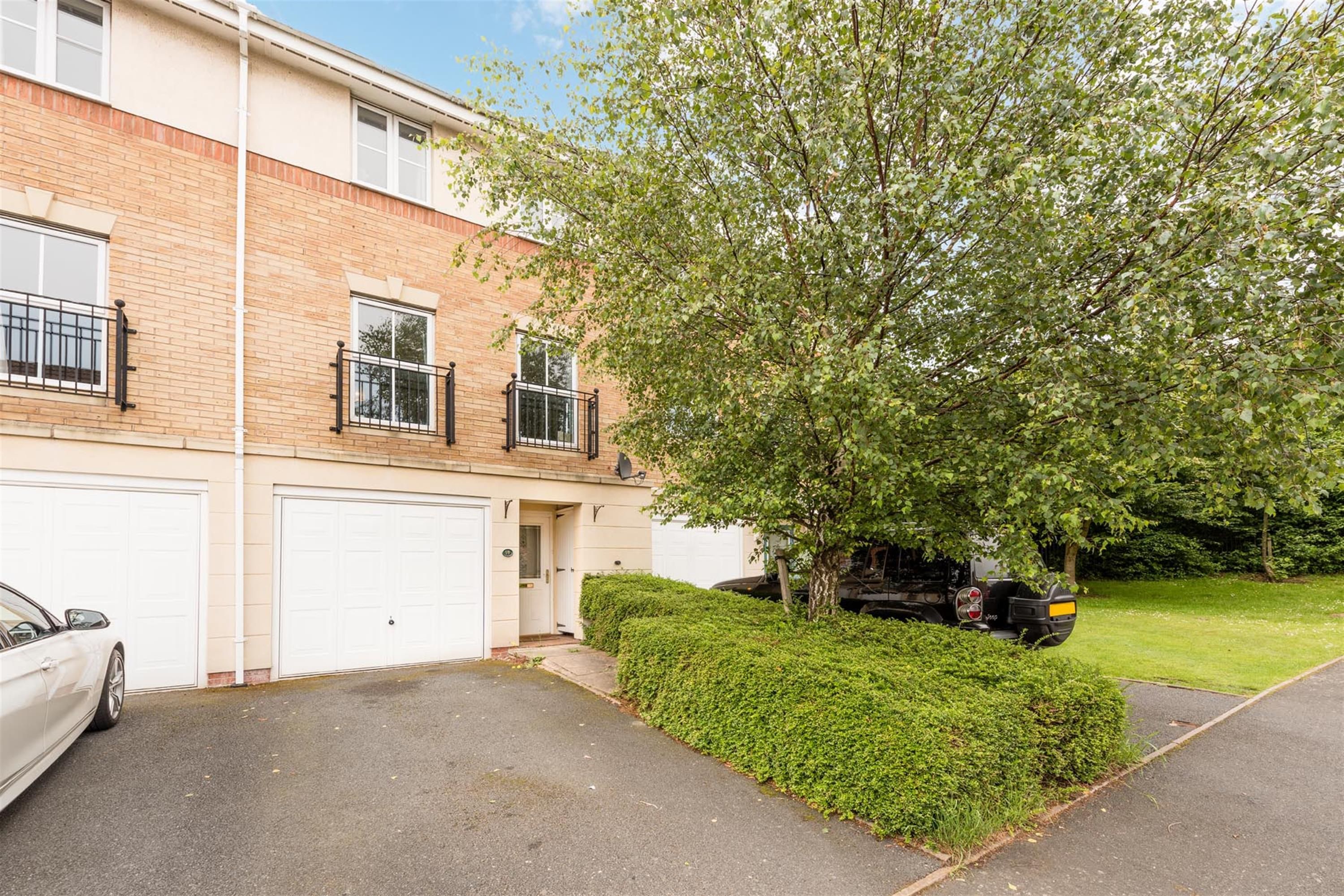 3 bedroom town house for sale, Racemeadow Crescent, Dudley, DY2 0DX