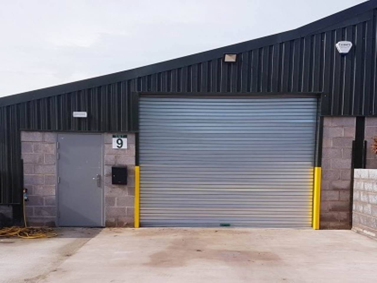 Commercial property to rent, Lodge Farm Commercial, Wagon & Horses Hill