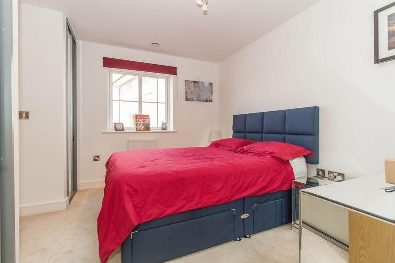 2 bedroom flat for sale, Buckingham Road, Epping, CM16 5AG