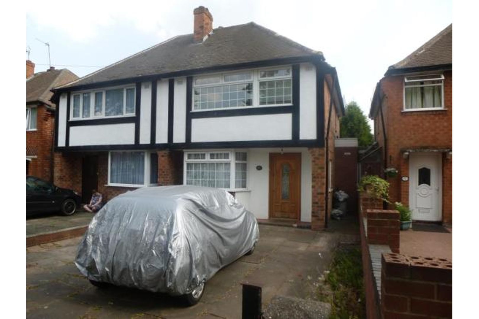 3 bedroom semidetached house to rent, Hodge Hill Road, Birmingham B