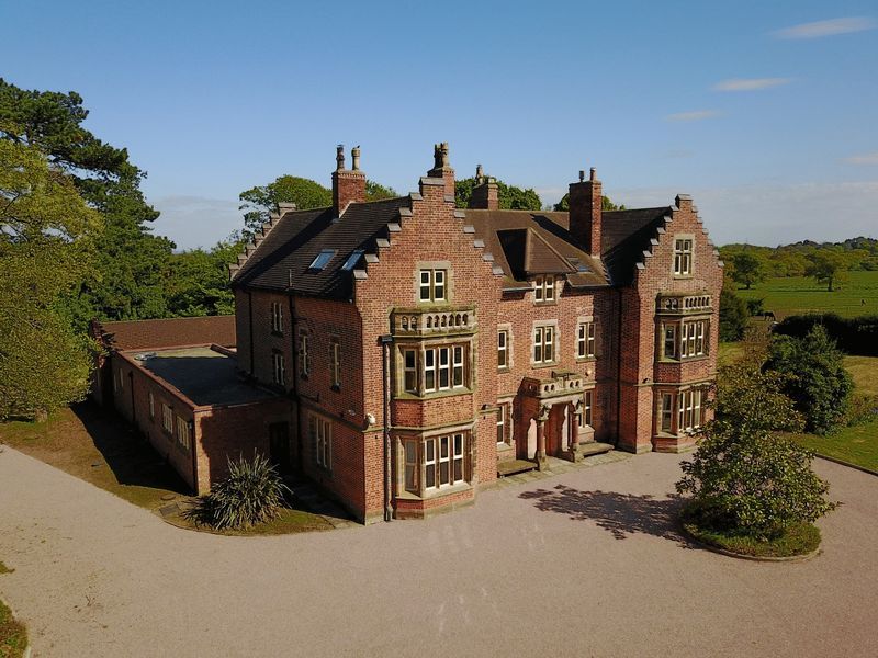 8 bedroom detached house for sale, Benty Heath Lane, Willaston, Wirral