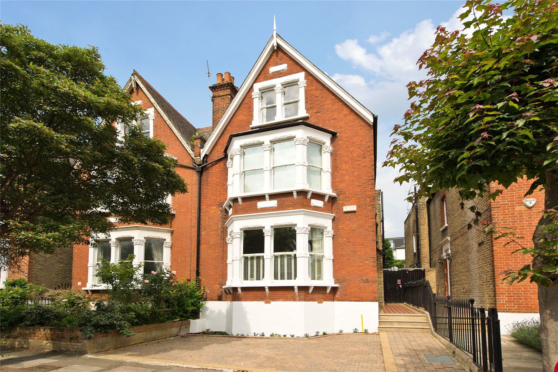 5 bedroom semidetached house for sale, Kenilworth Avenue, London, SW19 7LW