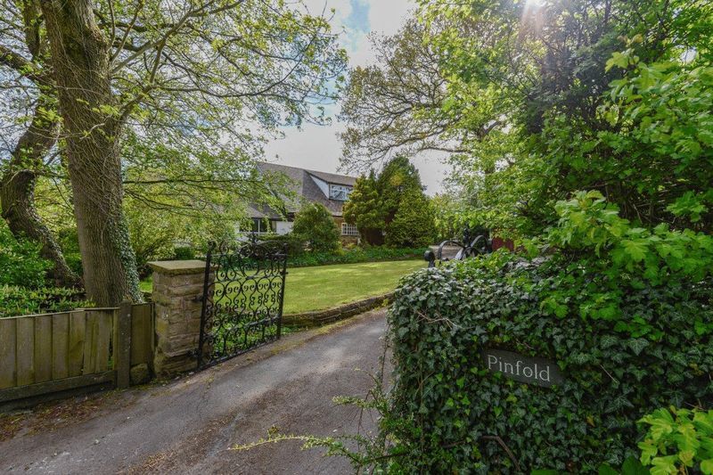 4 bedroom detached house for sale, Higher Lane, Dalton, Wigan WN, WN8 7RA