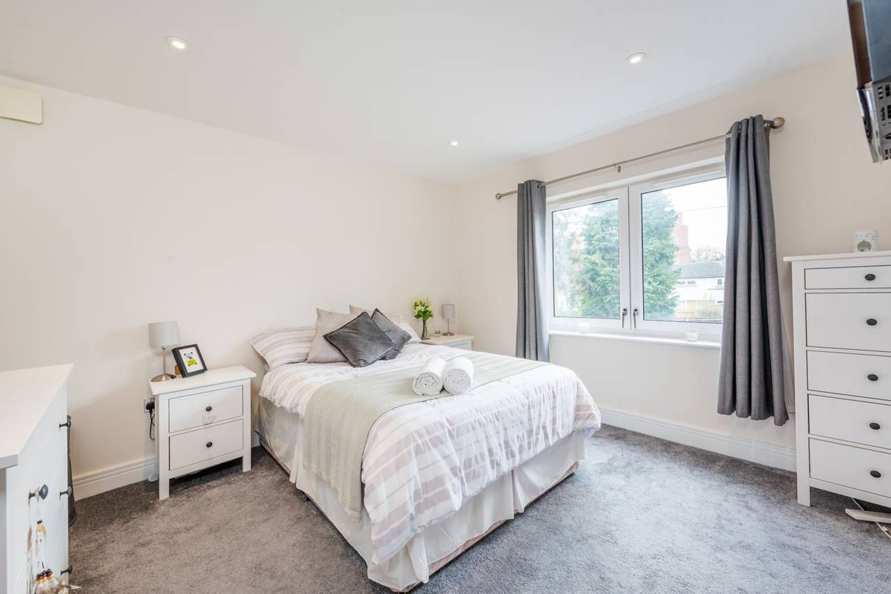 1 Bedroom Flat To Rent Hartfield Road Wimbledon Sw Sw19