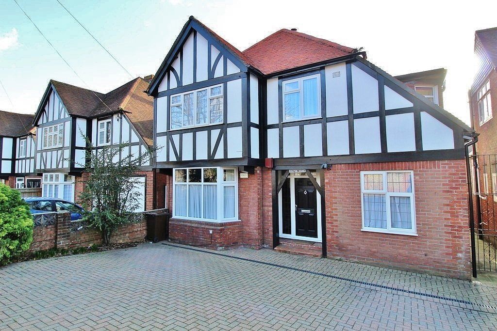 4 bedroom detached house for sale, Havant Road, Cosham, Portsmouth PO