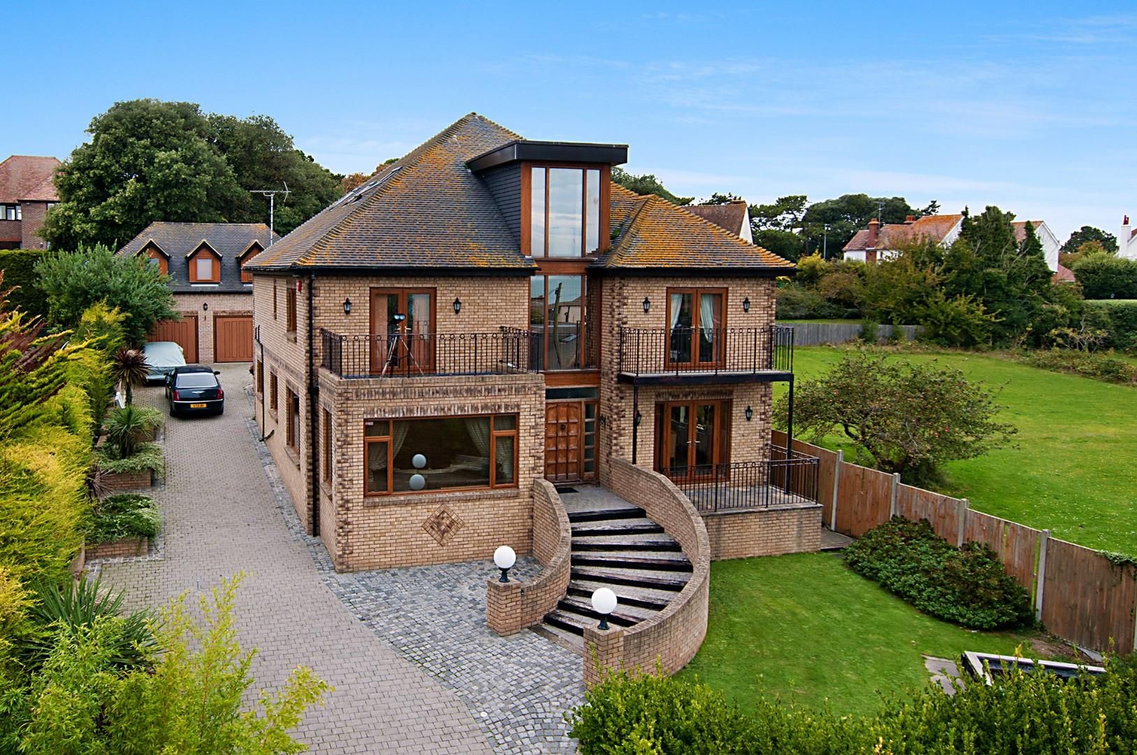 6 bedroom detached house for sale, North Foreland Avenue, Broadstairs