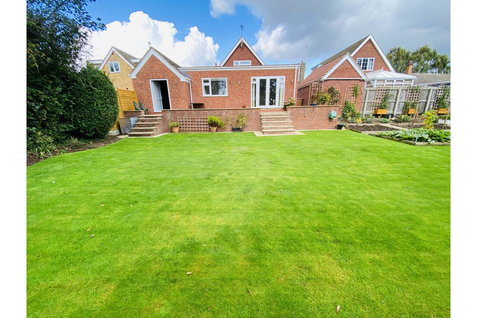 5 bedroom detached house for sale, Elm Garth, Roos, Hull HU, HU12 0HH