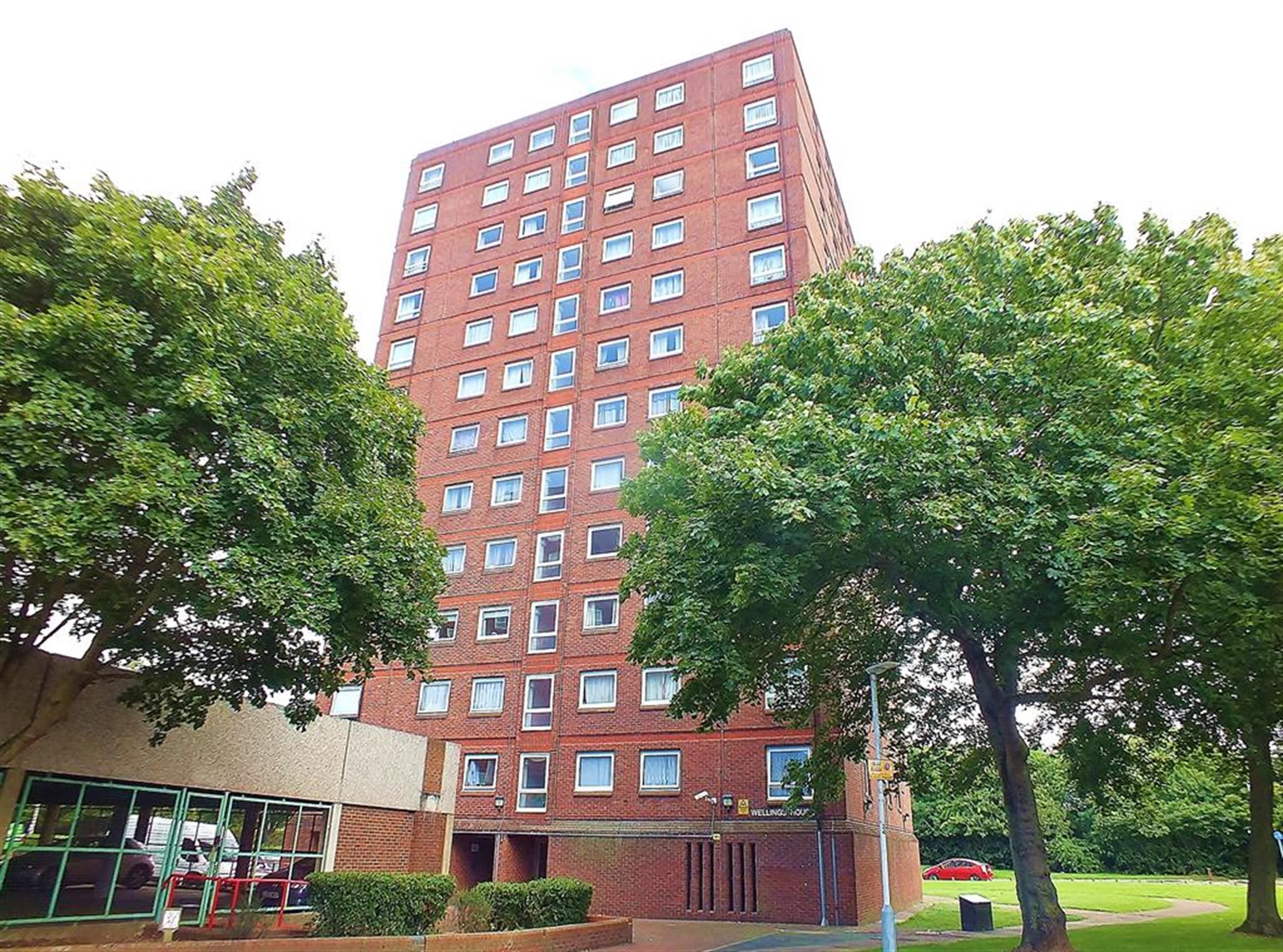 2 bedroom apartment for sale, Avondale Drive, Hayes, Middlesesx, Hayes