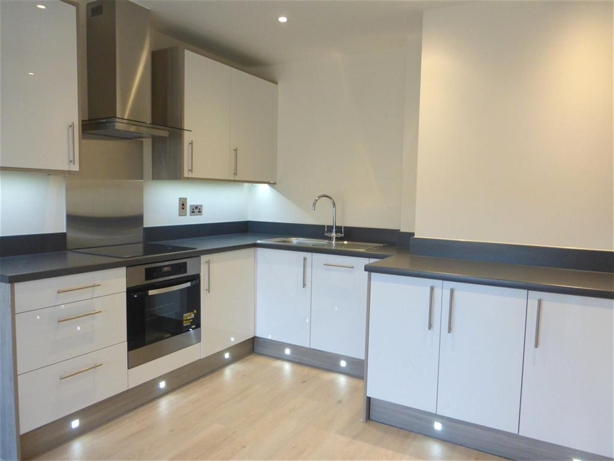 2 bedroom apartment for sale, Grebe Way, Maidenhead, SL6 8DE