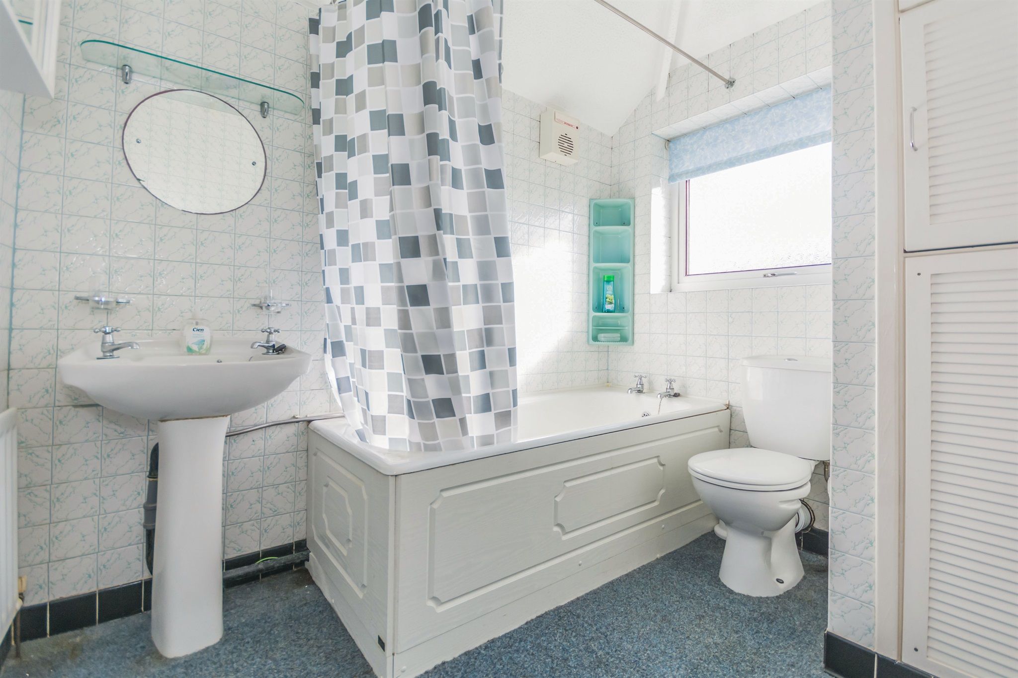 3 bedroom semidetached house for sale, Berkeley Road, Shirley, Solihull B, B90 2HT