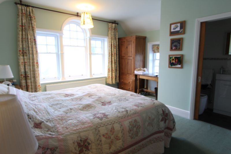 6 bedroom house to rent, The Jovial Dutchman, Cromford Road, Crich, DE4 5DJ