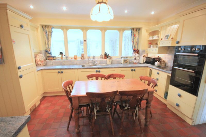3 bedroom detached house for sale, Fieldway, The Dairyfields, Trentham