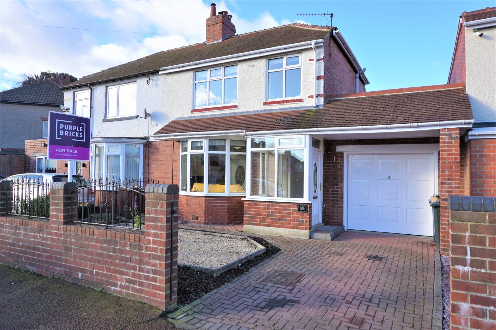 3 bedroom semidetached house for sale, Chatsworth Gardens, Westerhope