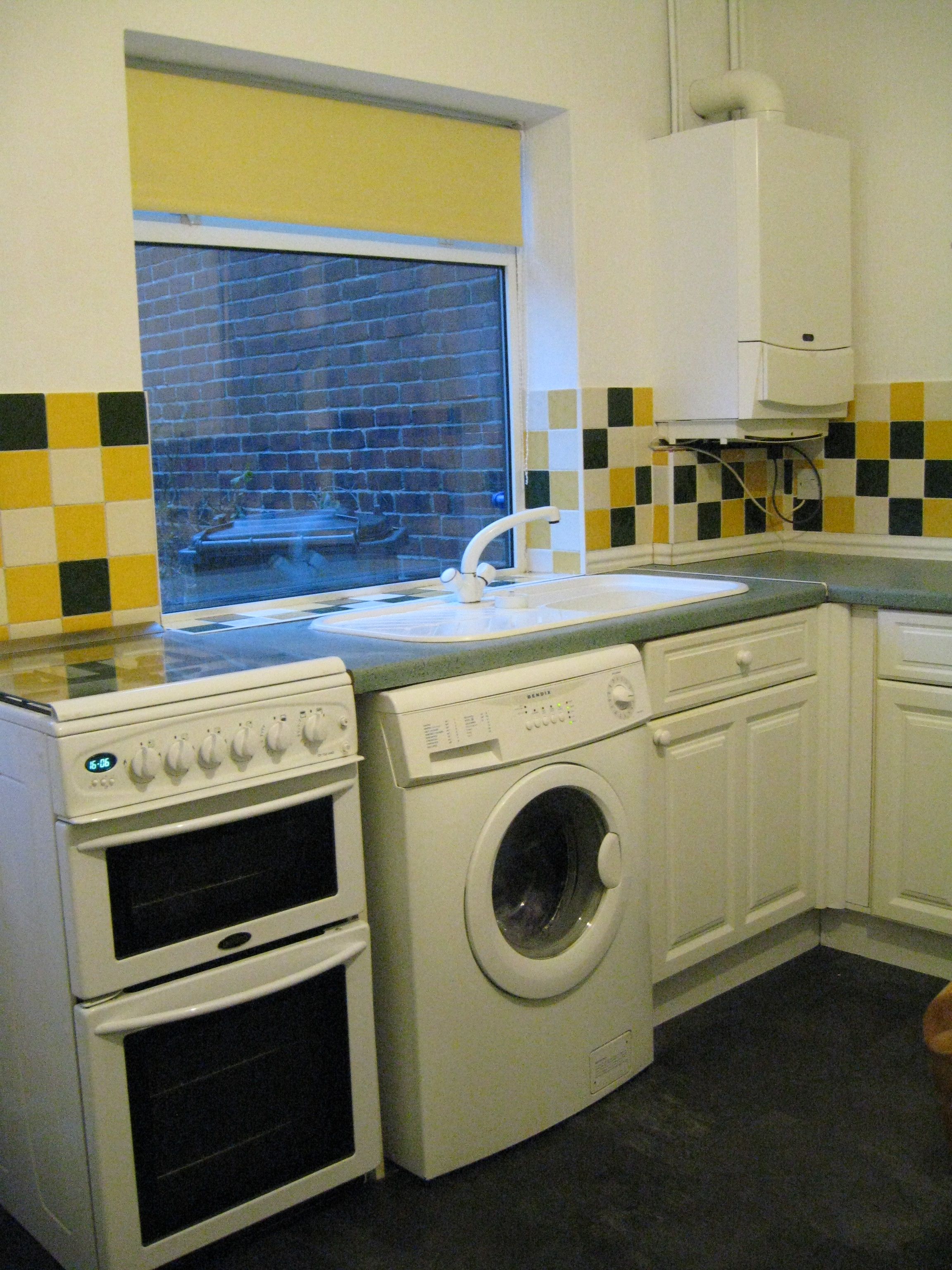 2 bedroom terraced house to rent, Mitchell Road, Sheffield, S8 0GR