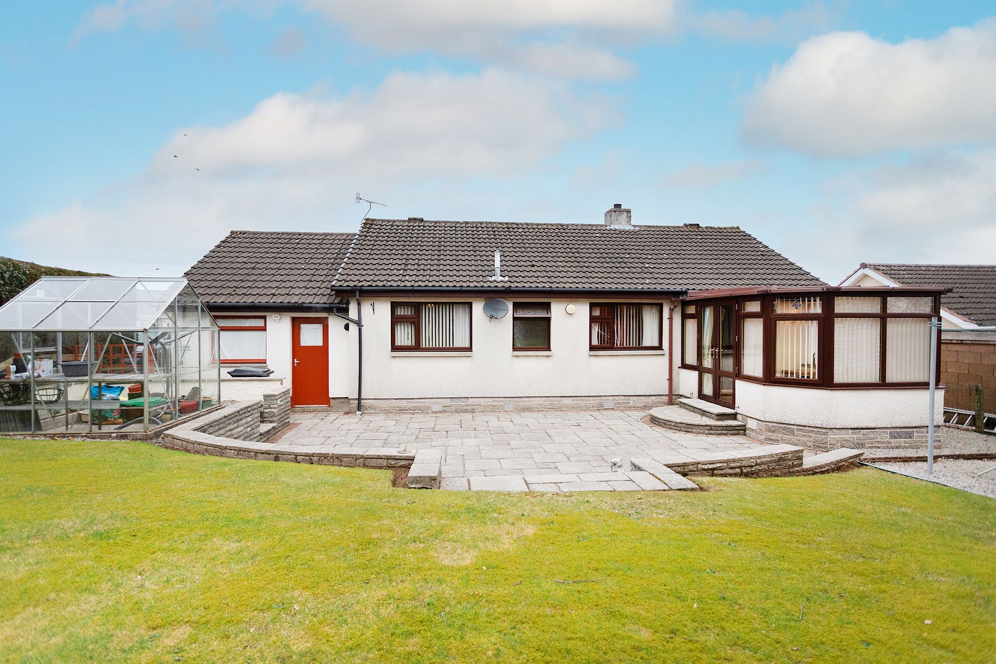 3 bedroom detached bungalow for sale, Beeches Avenue, Cargenbridge