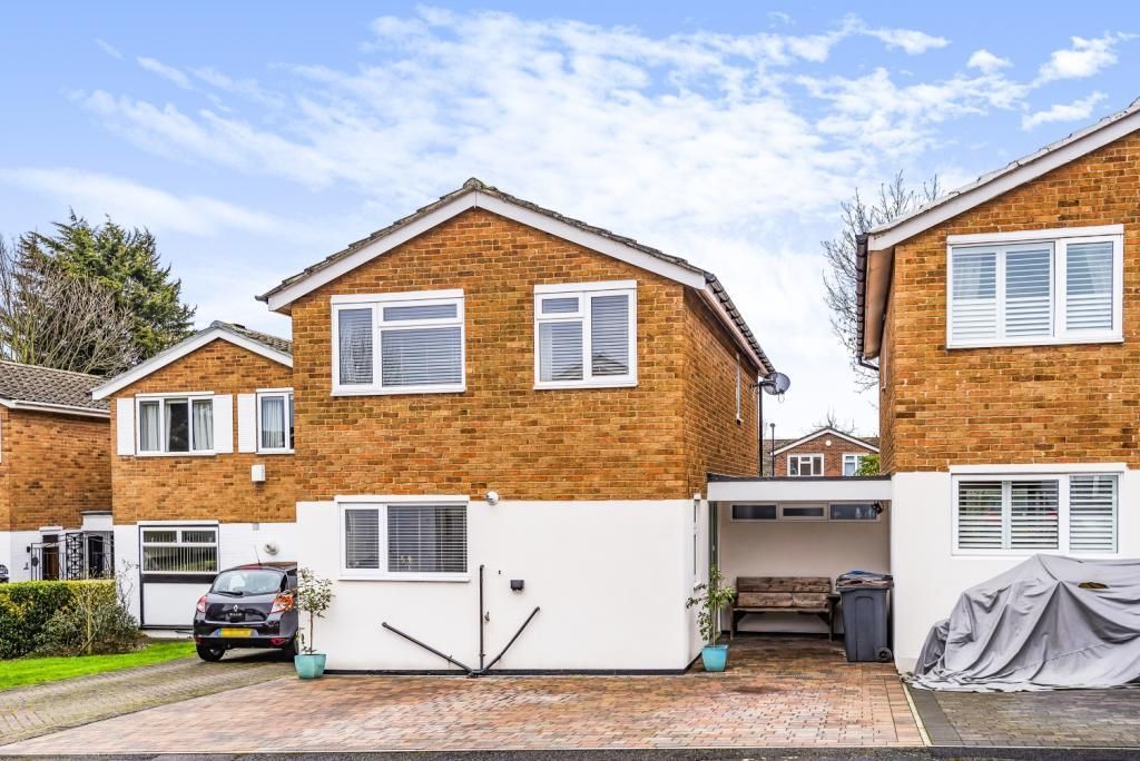 4 bedroom link detached house for sale, Wedgwood Way London, Streatham