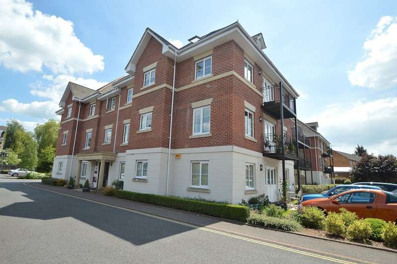 2 bedroom flat for sale, Hursley Road, Chandlers Ford, Hampshire