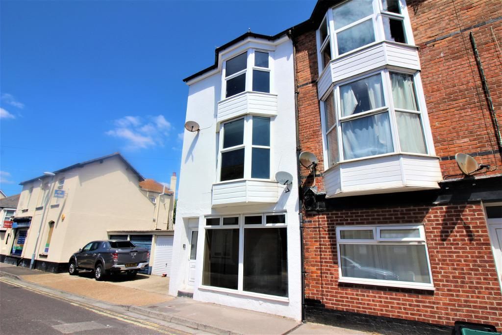 1 bedroom studio flat to rent, Lennox Street, Weymouth, DT4 7HD
