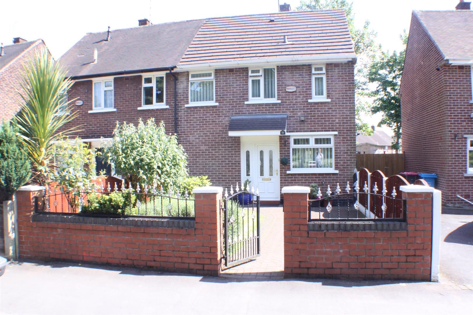2 bedroom property for sale, Lower Seedley Road, Salford, M6 5NS