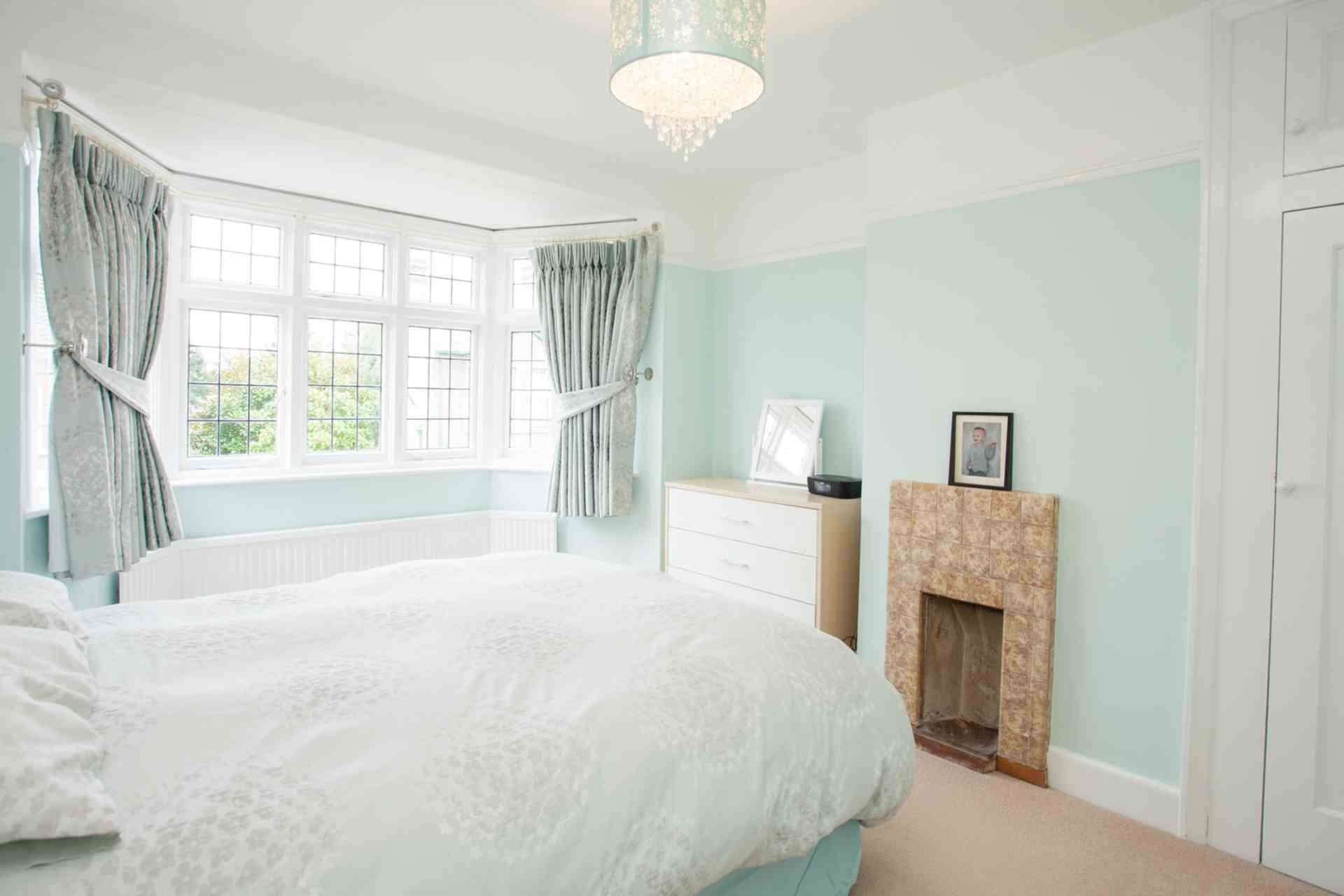 3 bedroom detached house for sale, Wing Road, Leighton Buzzard, LU7 2NN