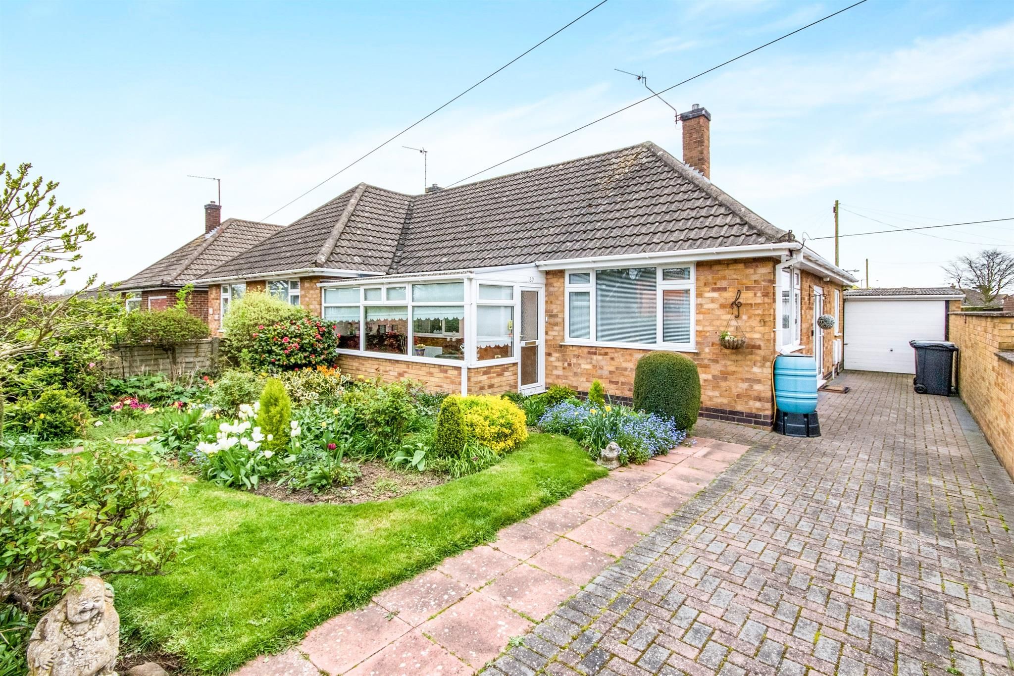 2 bedroom semidetached bungalow for sale, Richmond Drive, Skegness