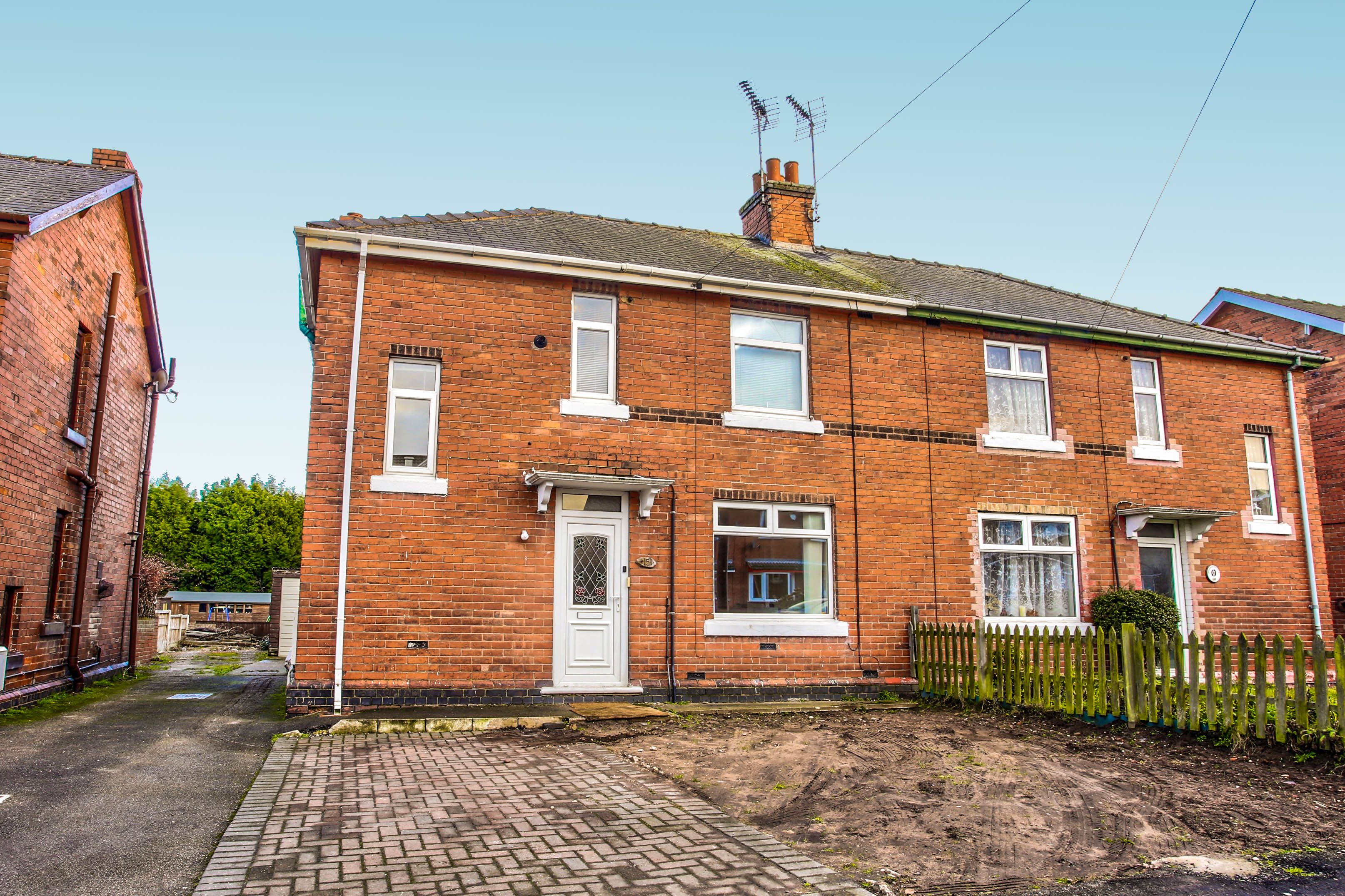 3 bedroom semidetached house for sale, Whinney Lane, Ollerton, Newark