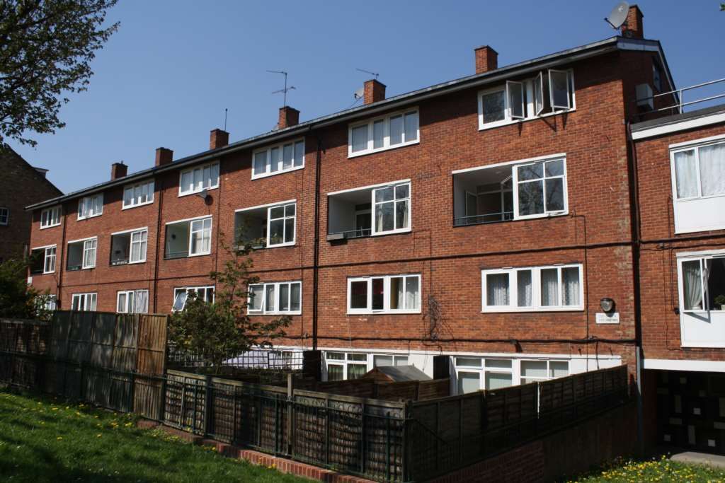 3 bedroom for sale, Highbury Quadrant, Highbury, London, N5 2TB