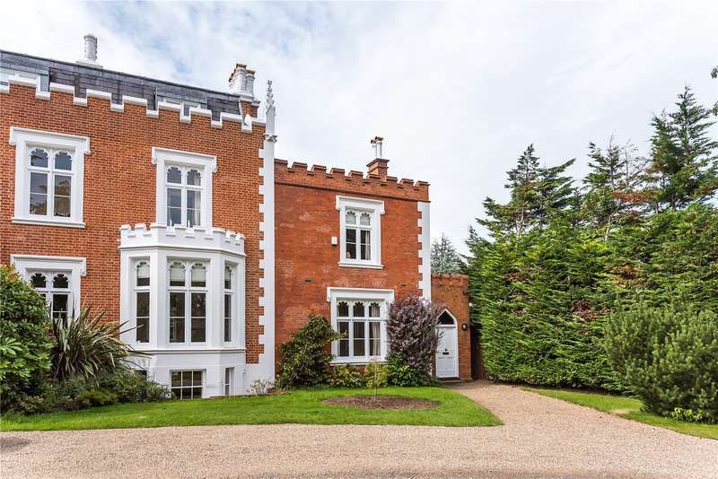 4 bedroom semidetached house for sale, Hampton Road, Teddington, TW11 0JN