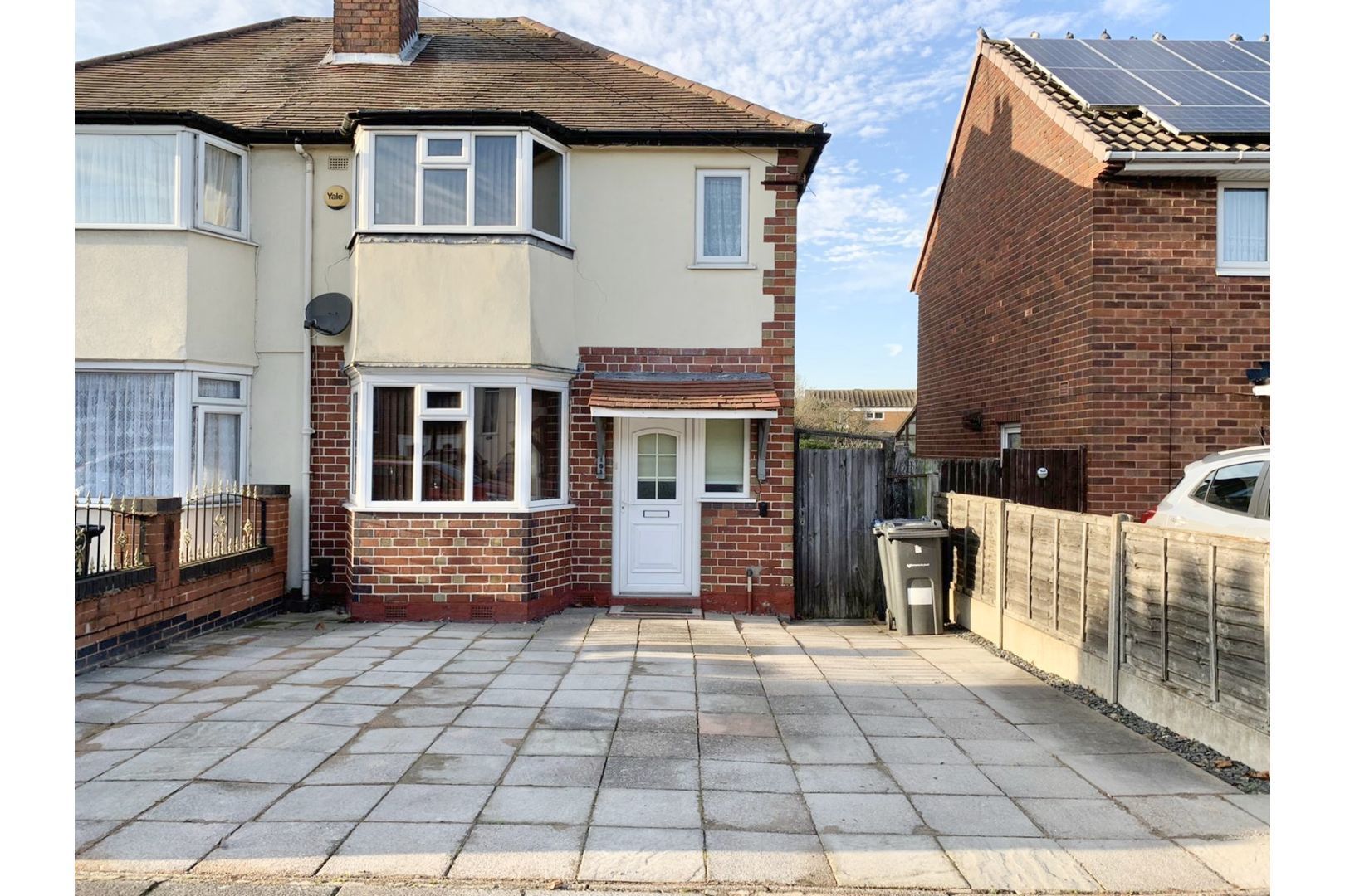 2 bedroom semidetached house to rent, Berkeley Road East, Yardley