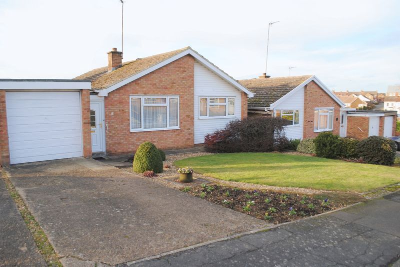 3 bedroom detached bungalow for sale, Ravensbank, Rushden NN, NN10 6DS