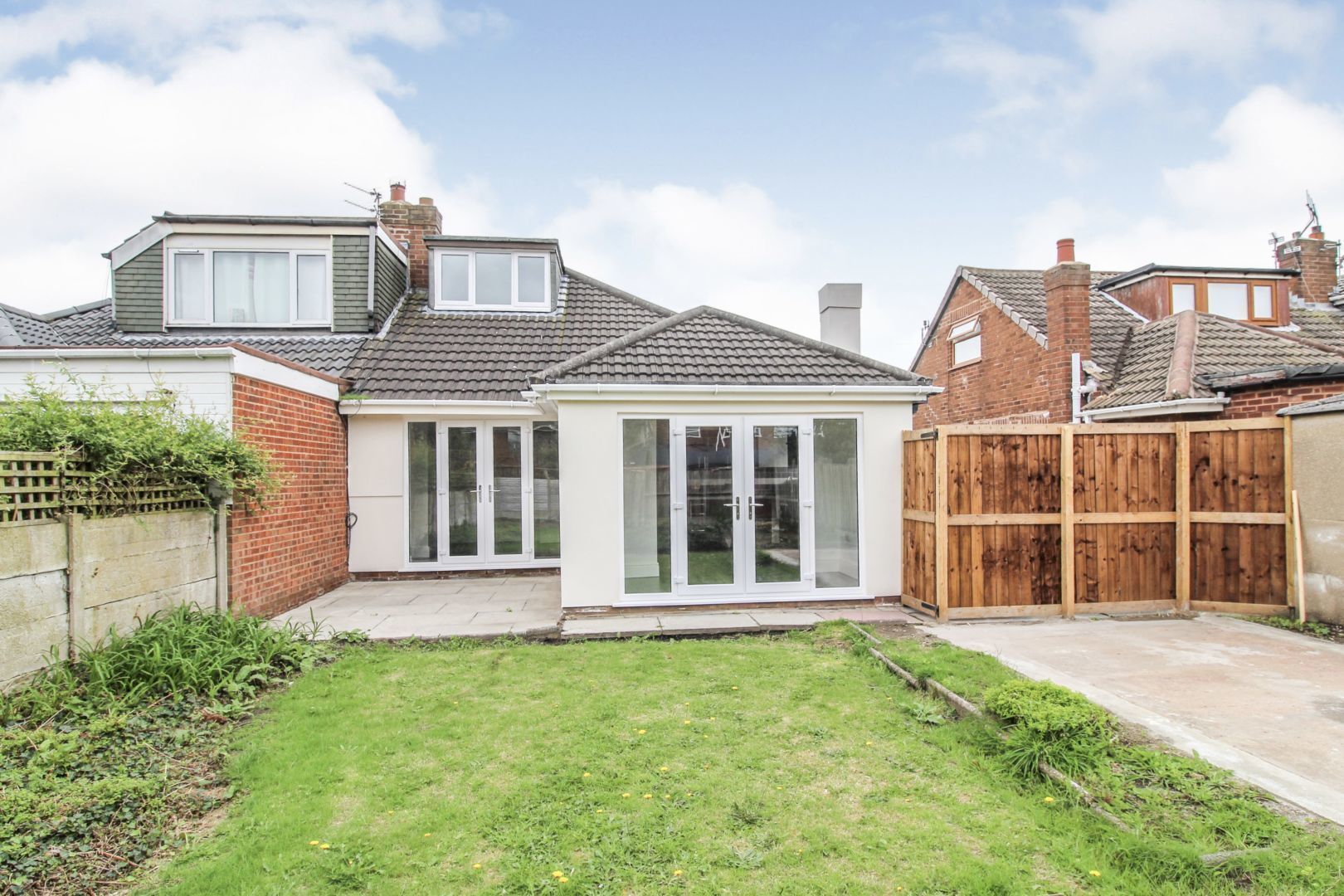 2 bedroom semidetached bungalow for sale, Cranwell Close, Liverpool L