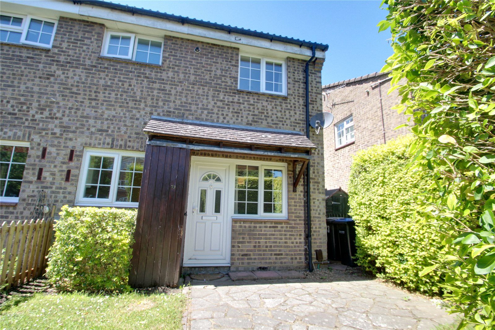 1 bedroom terraced house for sale, Hazelbank Road, Chertsey, KT16 8PB