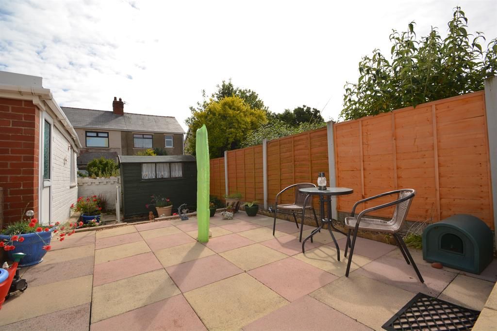 3 bedroom semidetached house for sale, Alderley Avenue, Blackpool, FY4 1QG