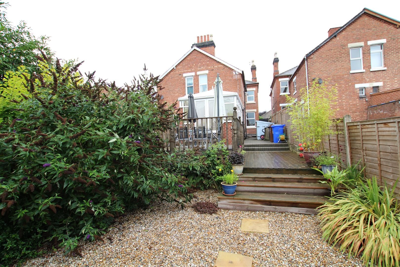 4 bedroom semidetached house for sale, Malvern Street, Stapenhill