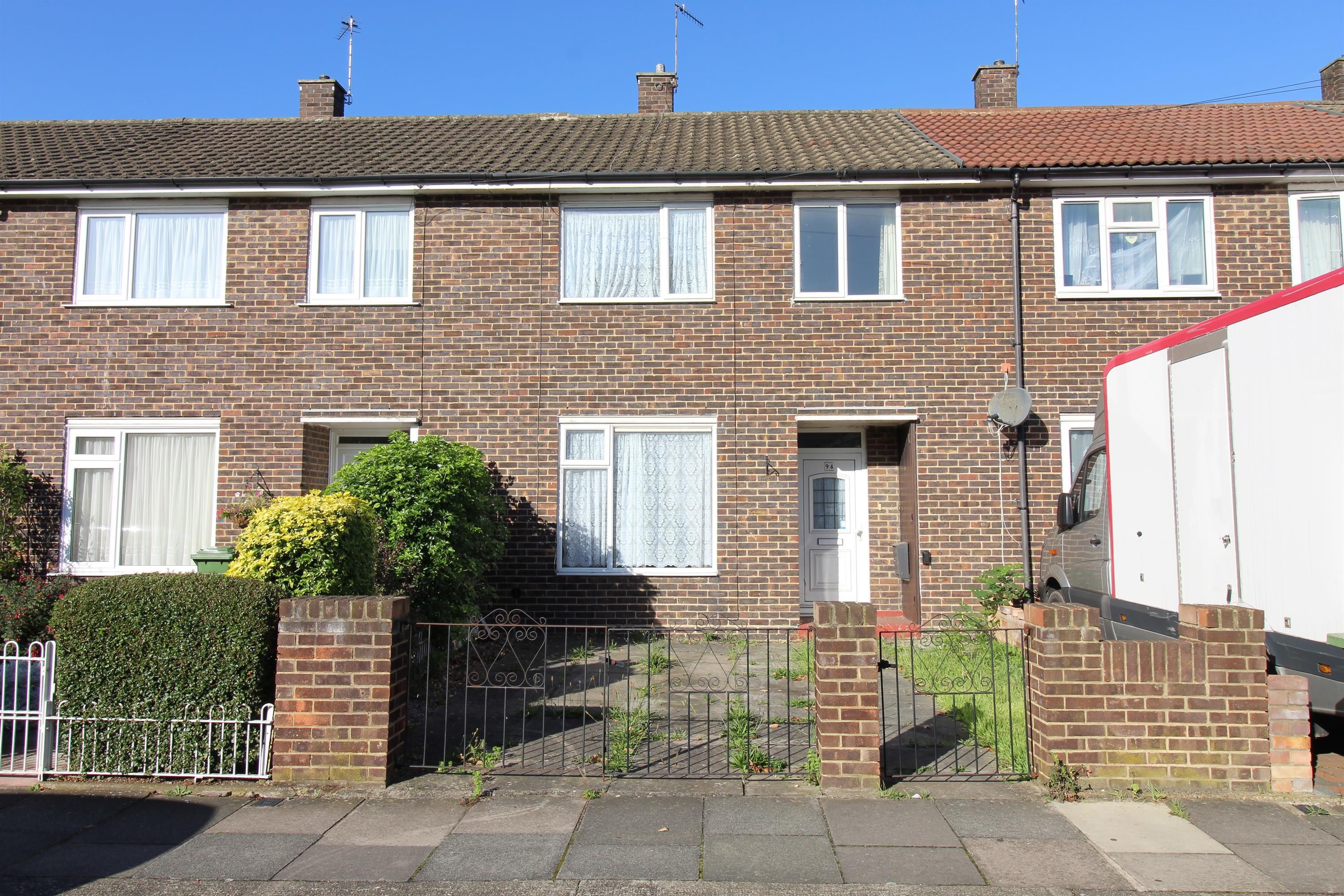 3 bedroom terraced house for sale, Boxgrove Road, London, SE2 9JJ