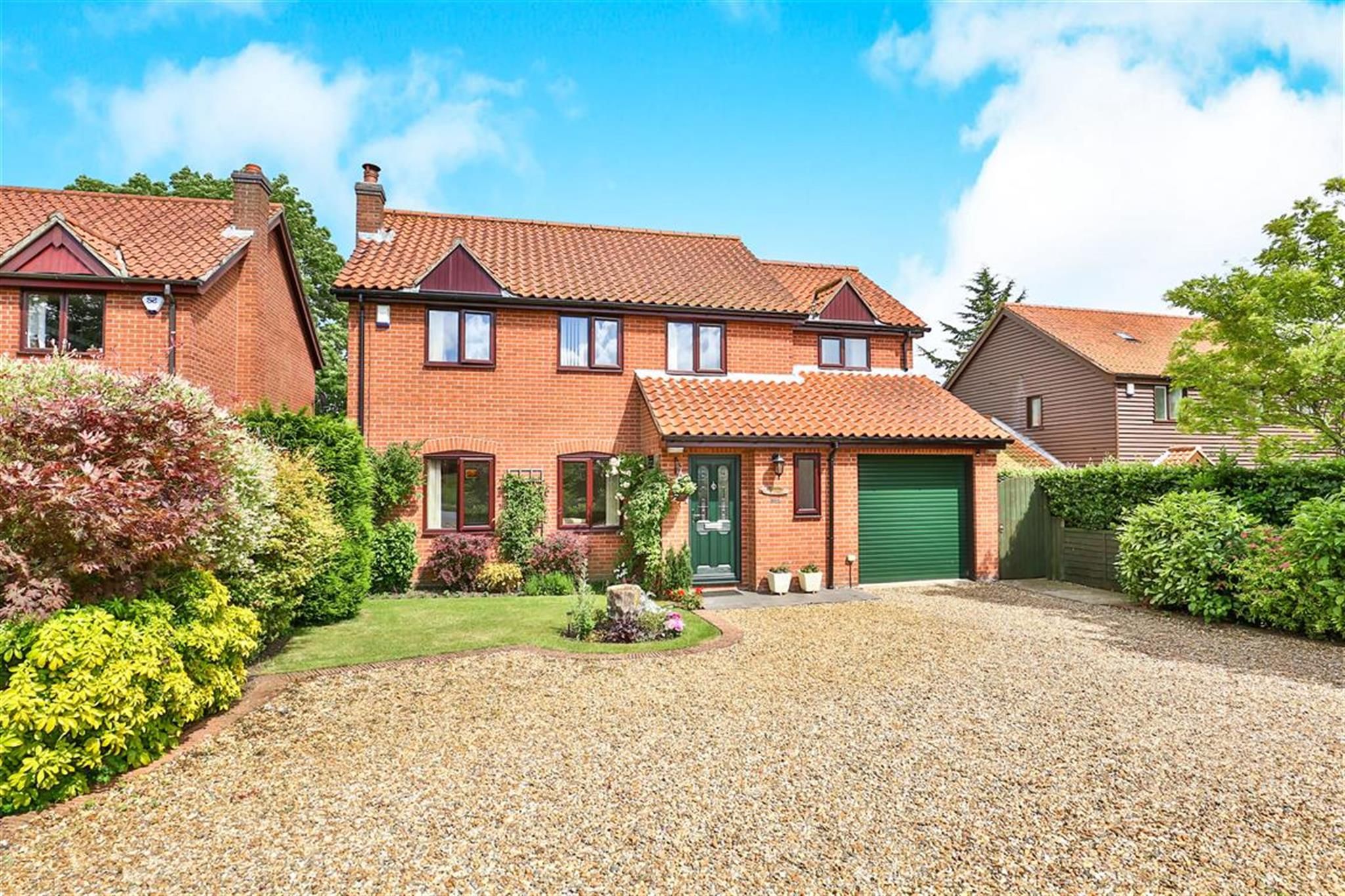 4 bedroom detached house for sale, Norwich Road, Norwich, NR16 1BY