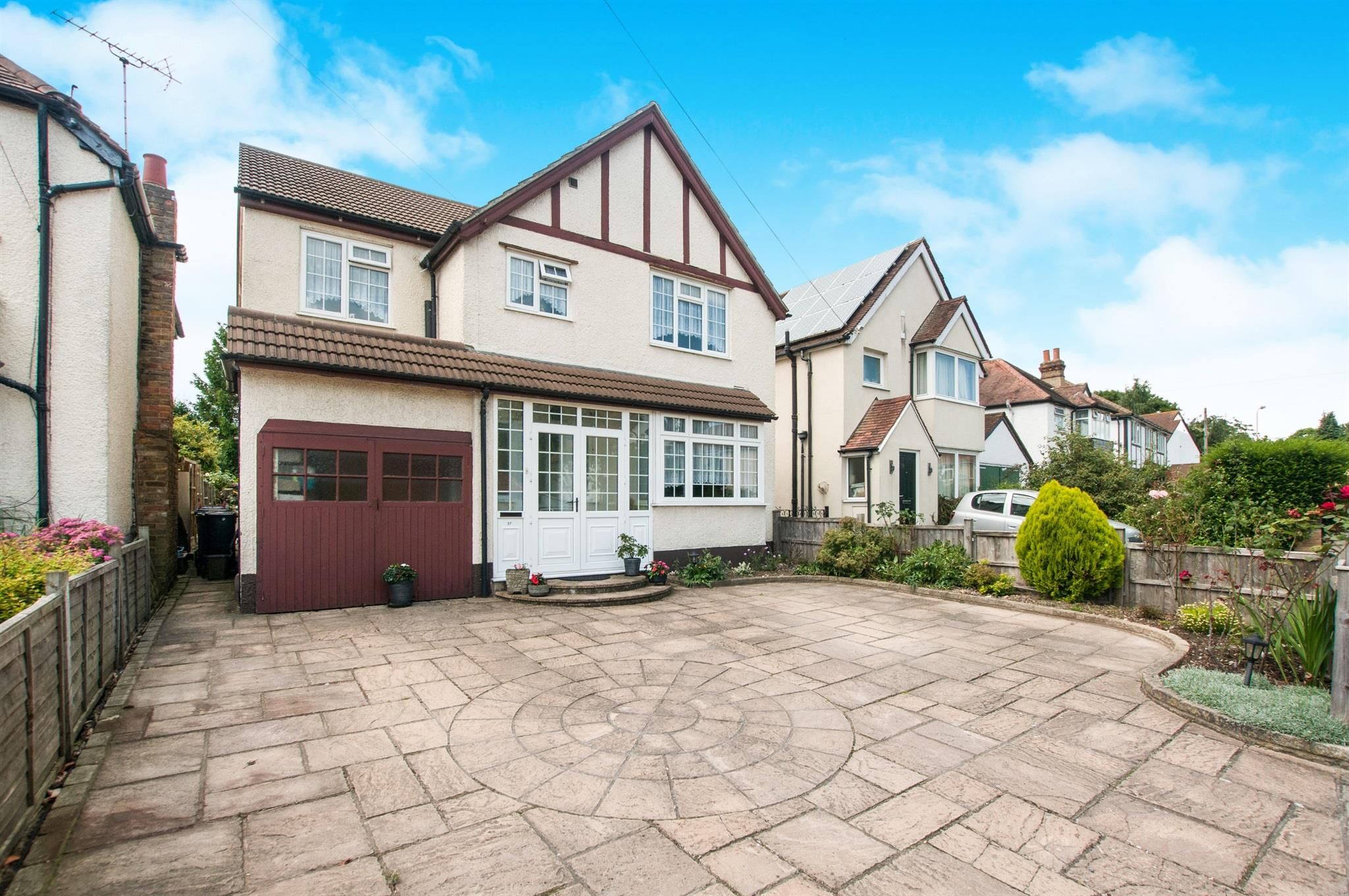 4 bedroom detached house for sale, Taplow Road, Maidenhead, SL6 0JN