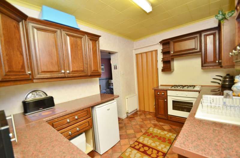 3 bedroom detached house for sale, Alder Road, Poole, BH12 4AX