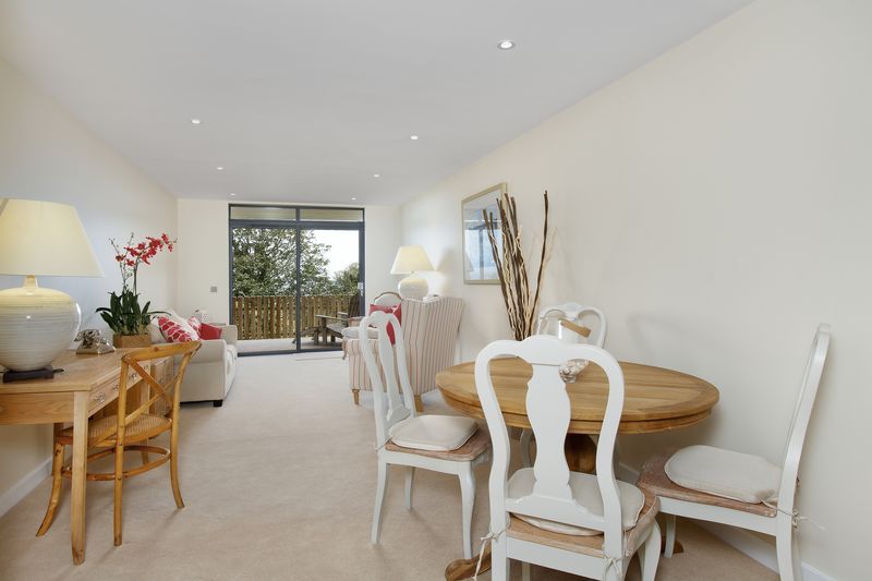 2 bedroom ground floor flat for sale, Manor Retirement Village