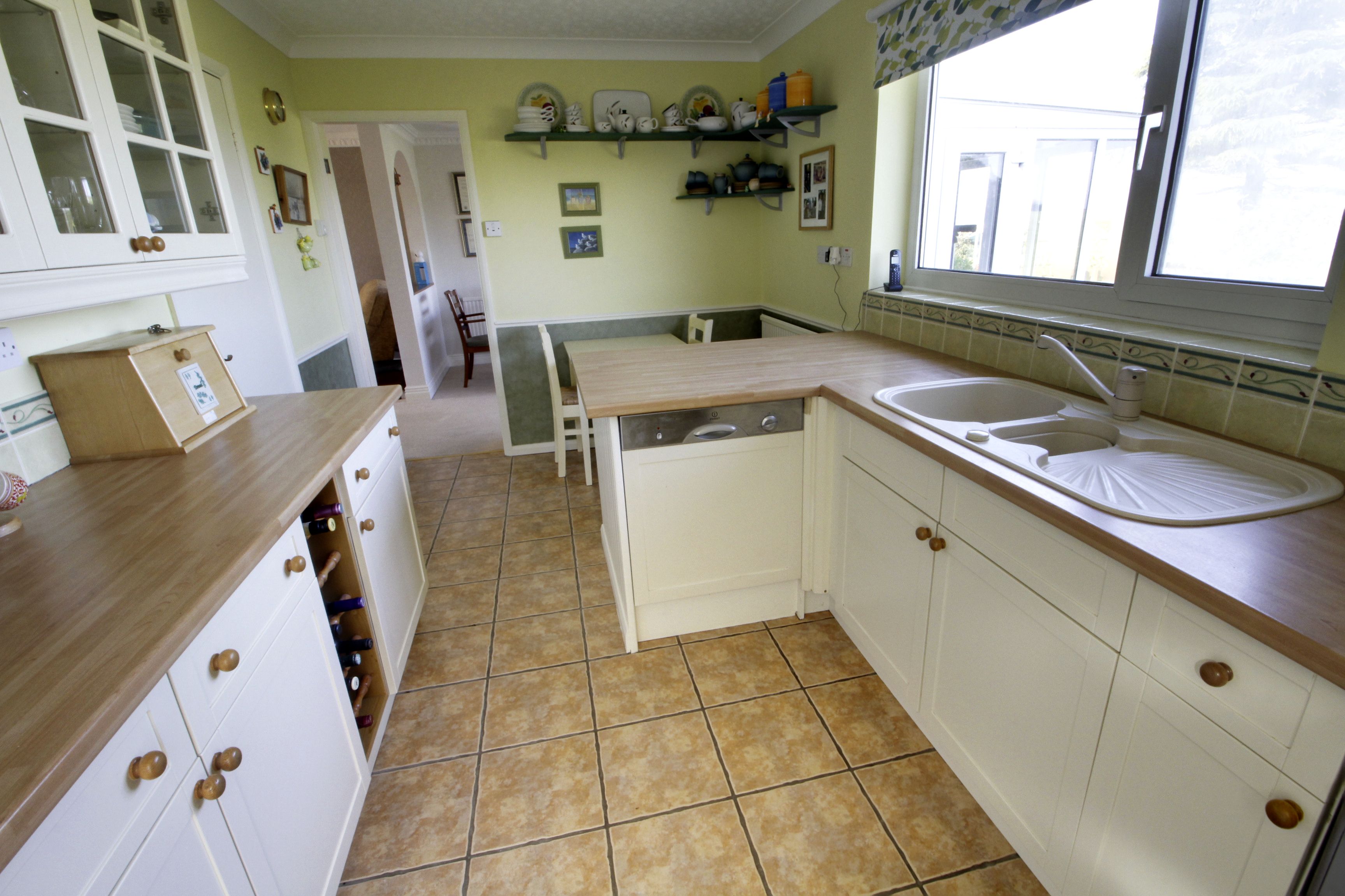 3 bedroom bungalow for sale, Hall Farm Road, Low Hawsker, Whitby YO