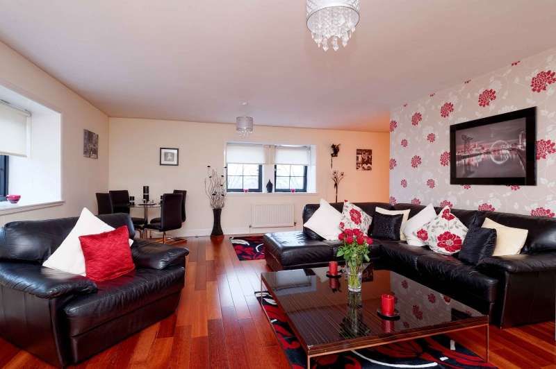 2 bedroom flat for sale, Clarkston Road, Glasgow, G44 3JL