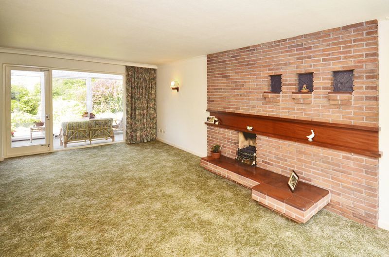 4 bedroom detached house for sale, Weavers Walk, Swynnerton, Stone