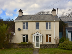 Listing main image