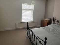 Listing main image