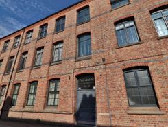 Listing main image