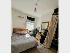 Listing main image