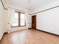 Listing main image