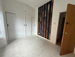 Listing main image