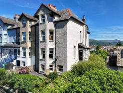 Listing main image
